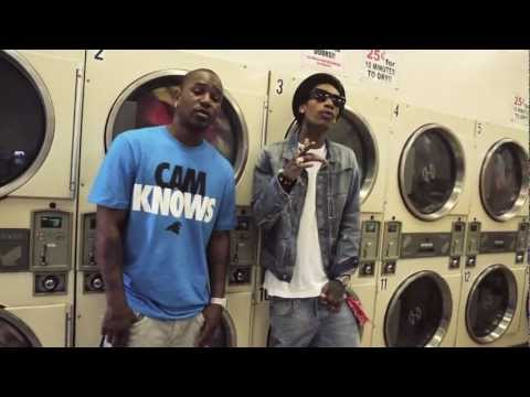Wiz Khalifa Feat. Cam’ron – The Bluff