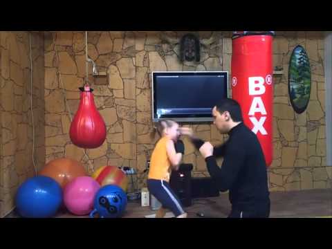 Little Girl Boxer Has Incredible Speed & Hands