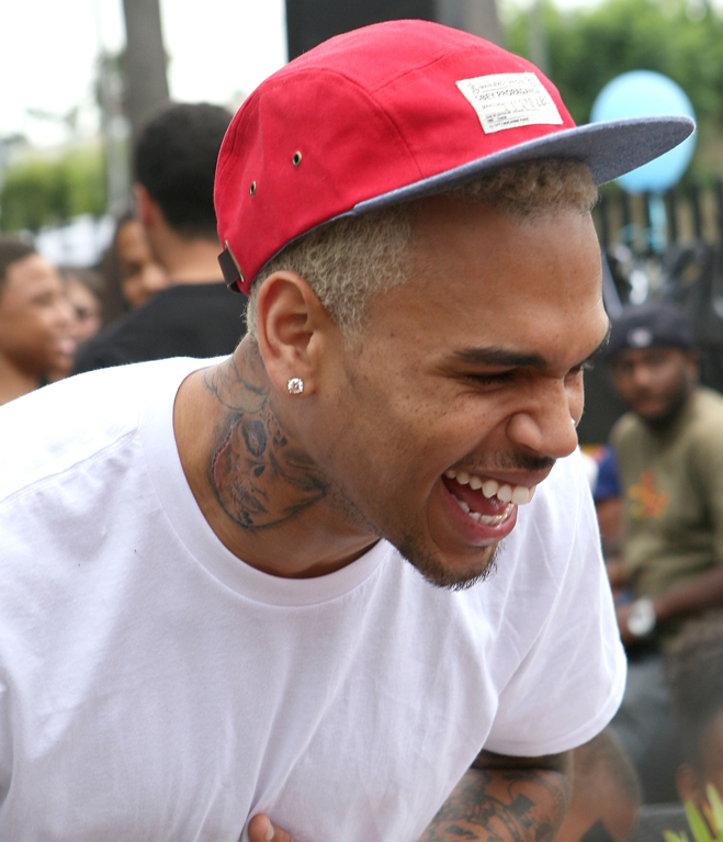 Judge Revokes Chris Brown’s Probation