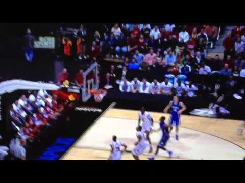 Louisville’s Kevin Ware Has Horrific Injury [Very Graphic]