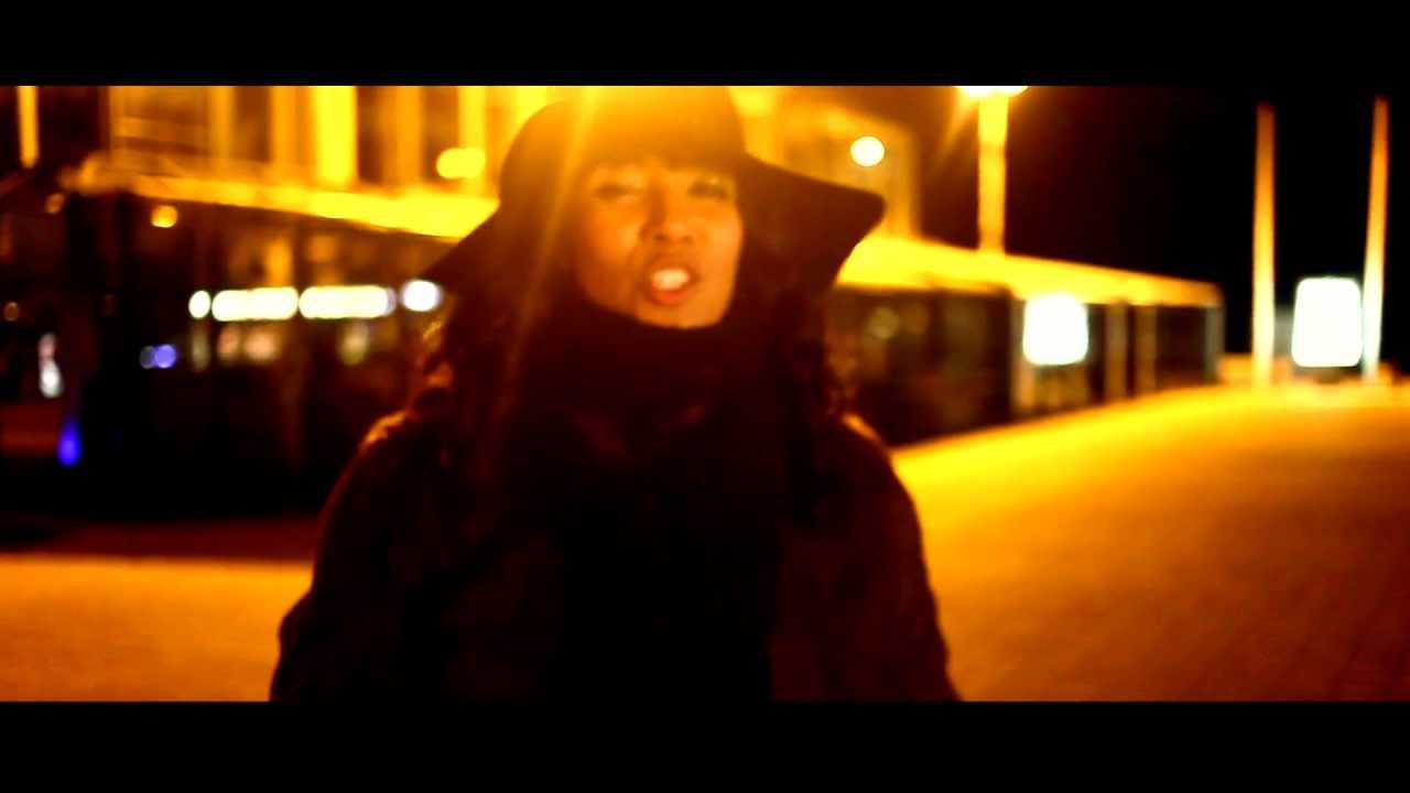 GUS Feat. Lucinda Slim – Talk It Over