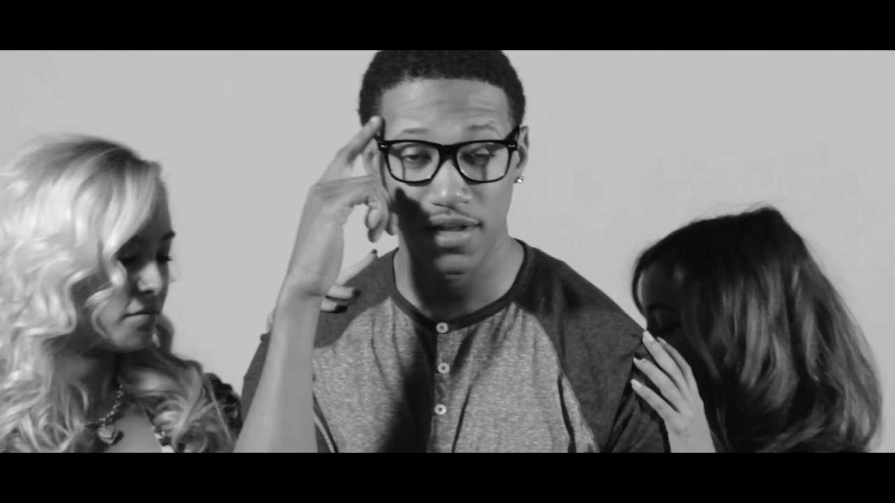 Malcolm J. Nerd – Look At Her