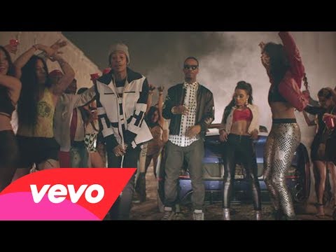 Juicy J Feat. Chris Brown & Wiz Khalifa – Talkin’ Bout