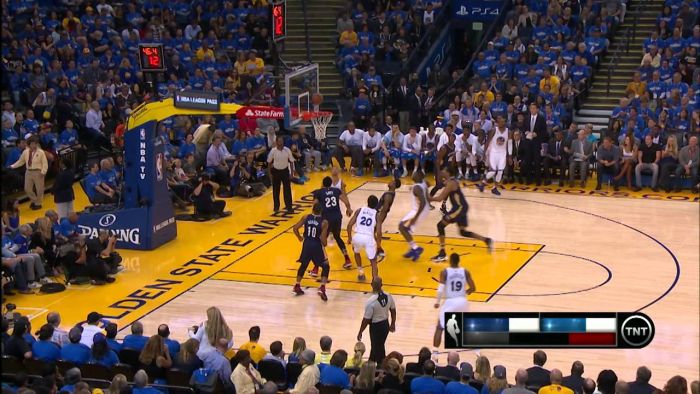 Stephen Curry Scores 40 Points In The Golden State Warriors Opener